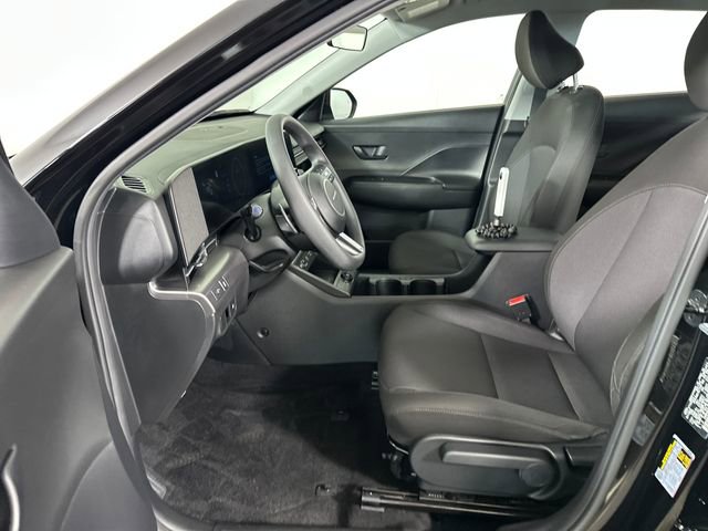 Used 2024 Hyundai Kona SE FWD image 11