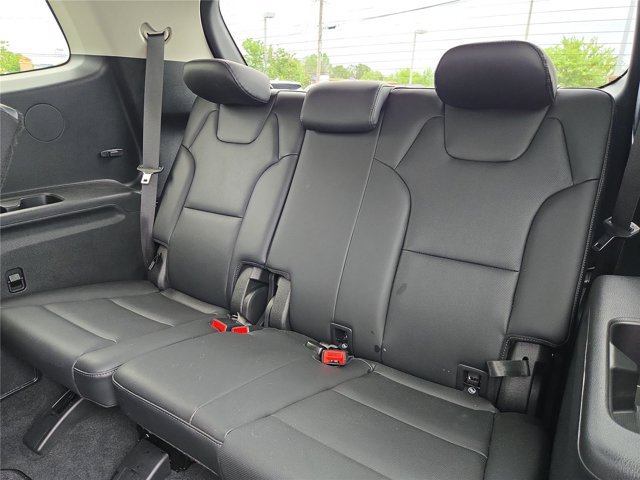 Used 2025 Kia Telluride LX FWD image 27