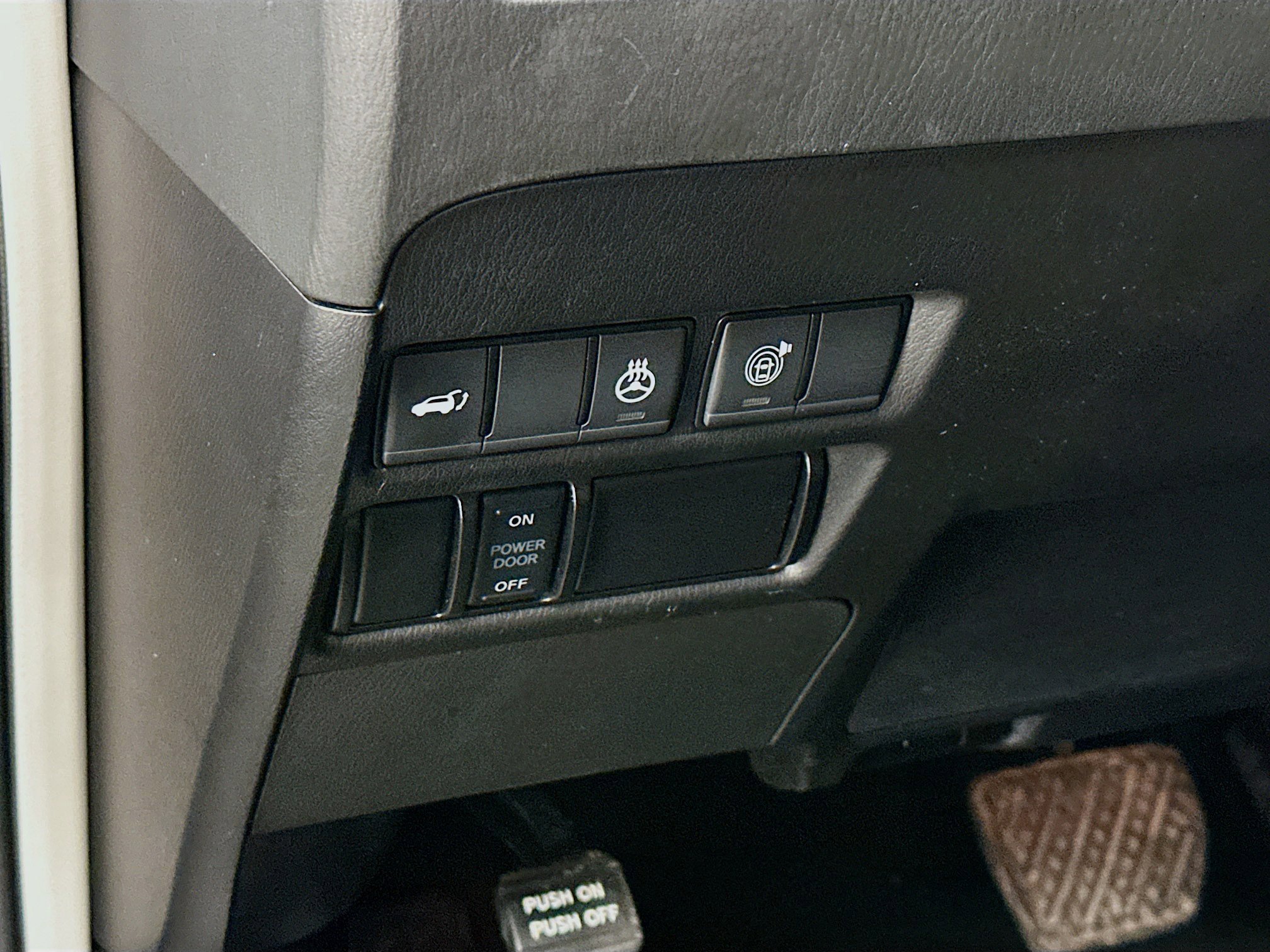 Used 2024 INFINITI QX80 Luxe image 17