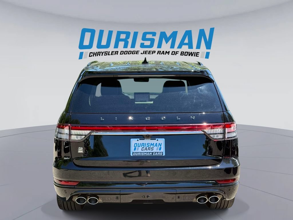 Used 2024 Lincoln Aviator Black Label w/ Jet Package AWD/4WD image 3