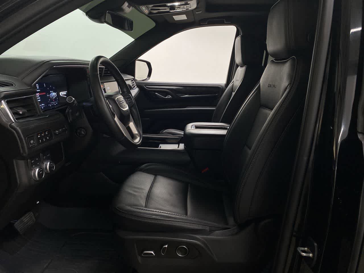 Used 2023 GMC Yukon XL Denali w/ LPO, Floor Liner Package AWD/4WD image 13