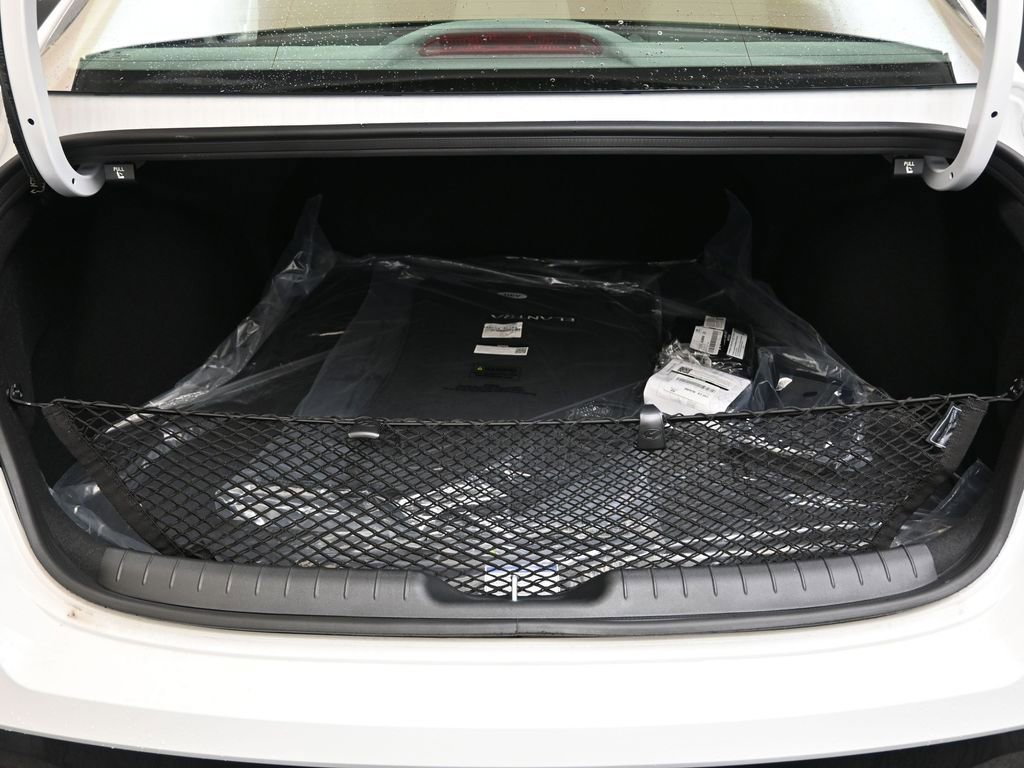 New 2026 Hyundai Elantra Sport image 17