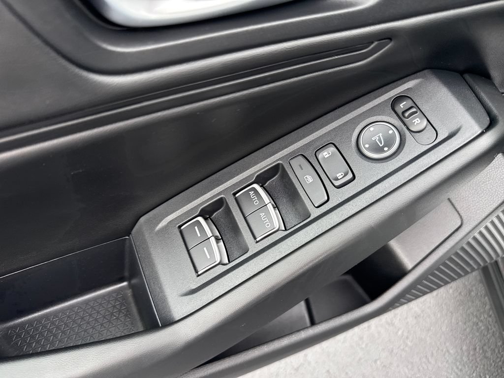 Used 2025 Honda Accord SE image 10