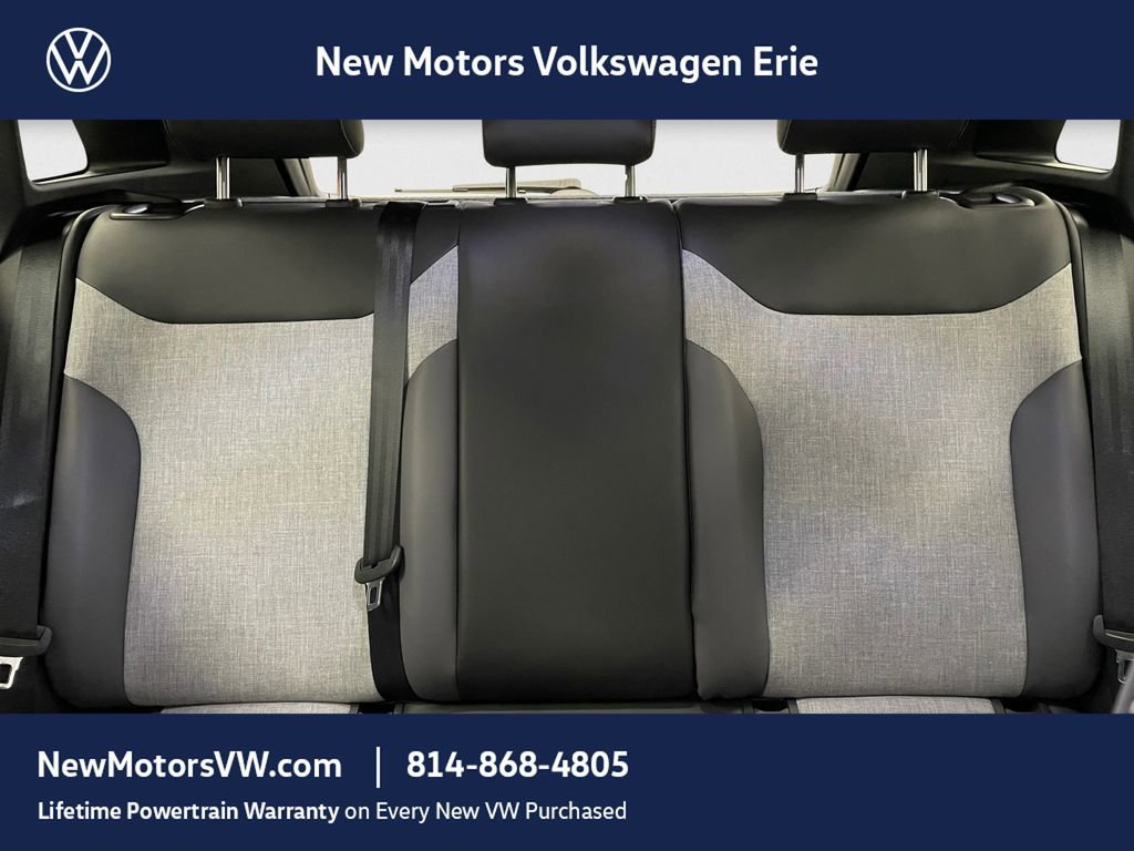 New 2025 Volkswagen ID.4 Pro image 11