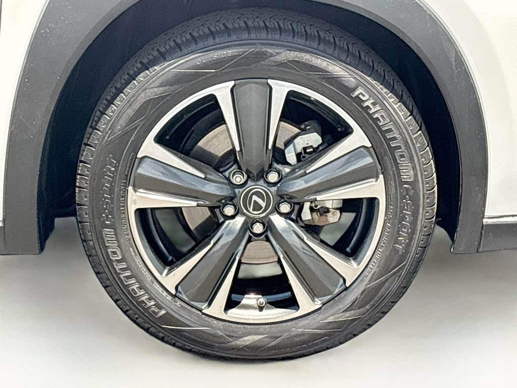 Used 2020 Lexus UX 250h w/ Accessory Package AWD/4WD image 31