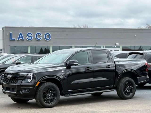 Used 2025 Ford Ranger Lariat w/ Black Appearance Package image 1