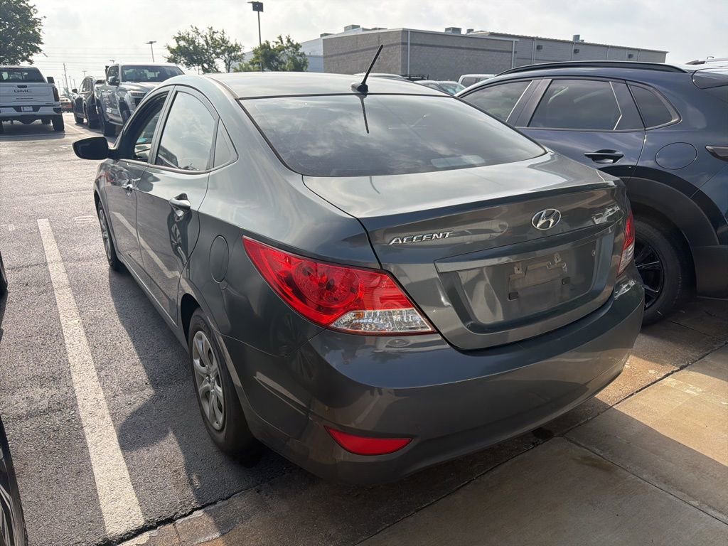 Used 2012 Hyundai Accent GLS FWD image 4