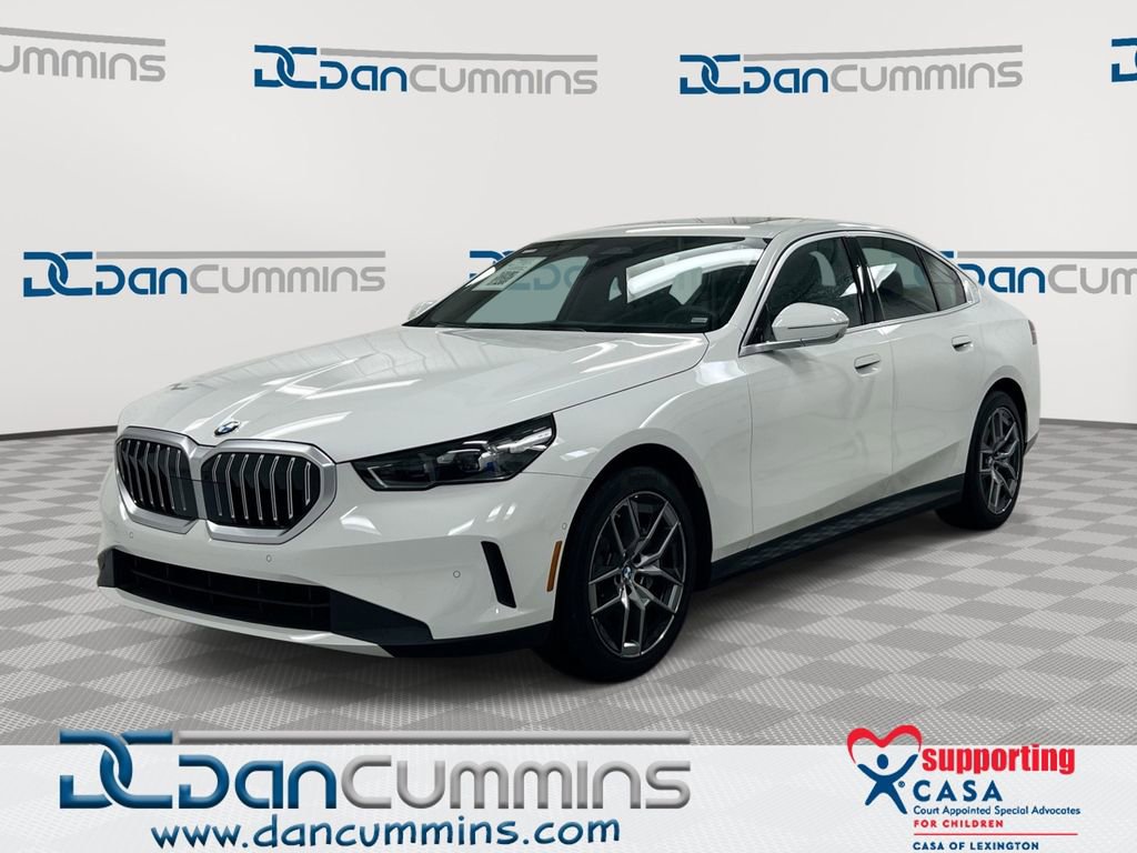 Used 2026 BMW 530i RWD image 1