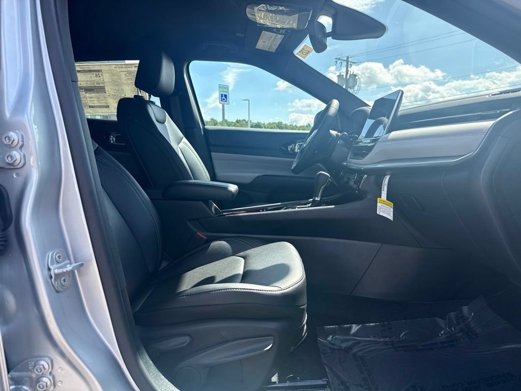 New 2026 Jeep Compass Limited AWD/4WD image 12