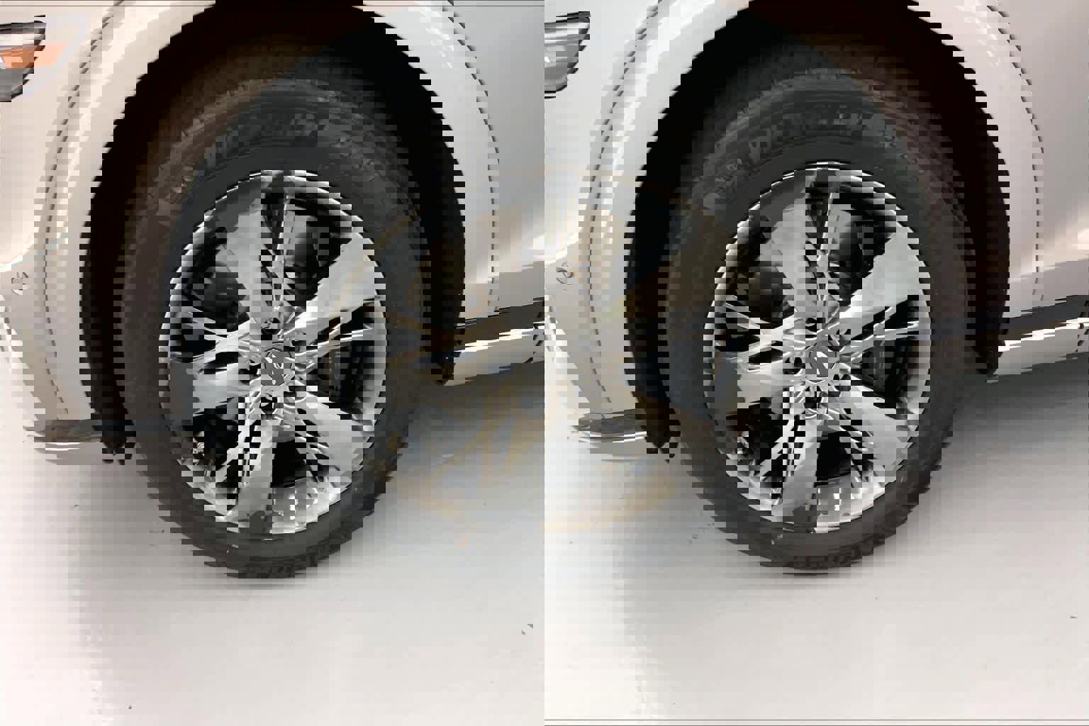 Used 2022 Genesis GV70 3.5T Sport w/ Sport Advanced Package image 8