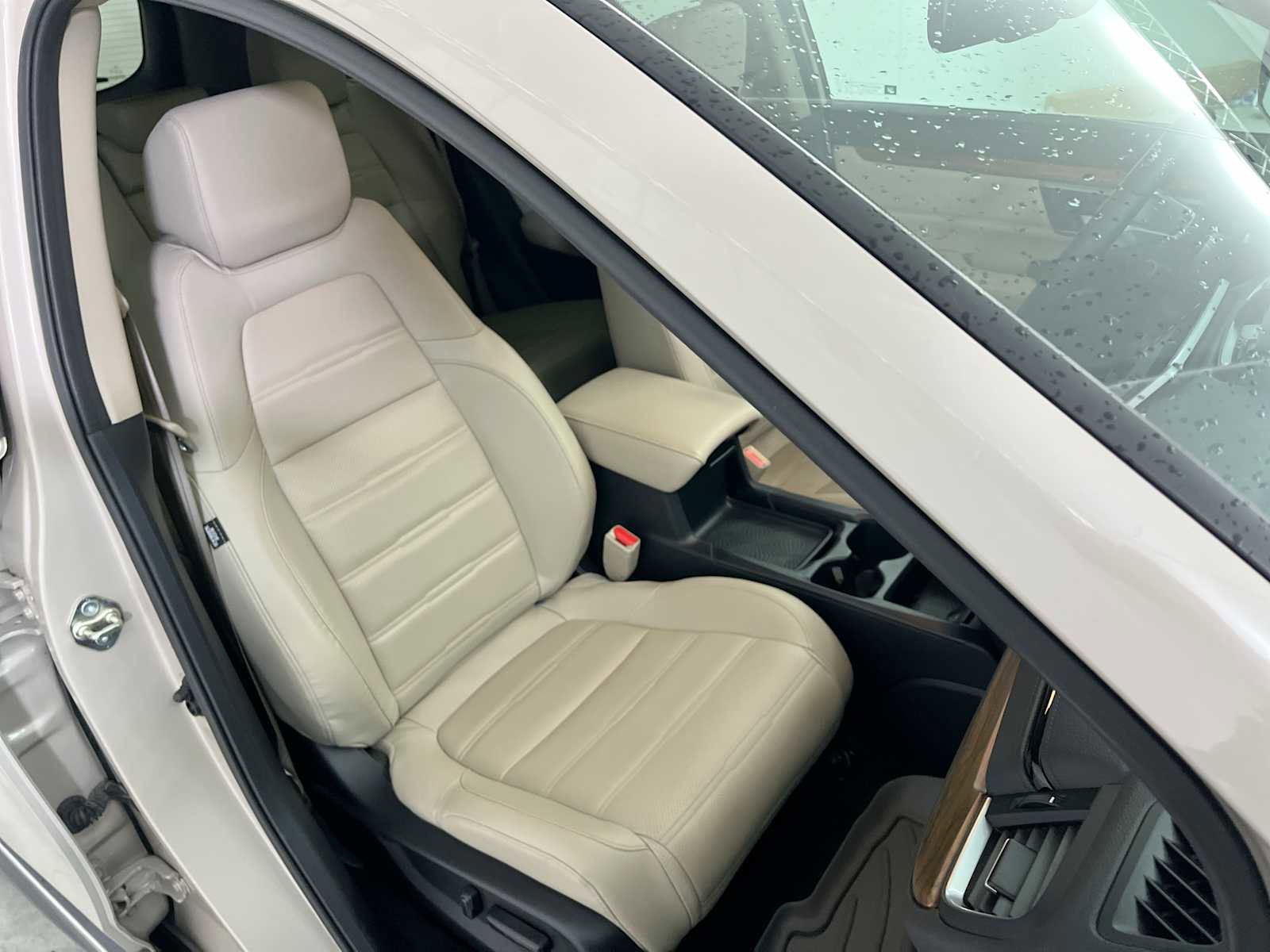 Used 2017 Honda CR-V Touring image 32