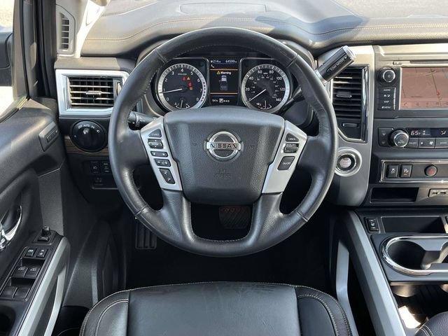 Used 2019 Nissan Titan SL RWD image 17