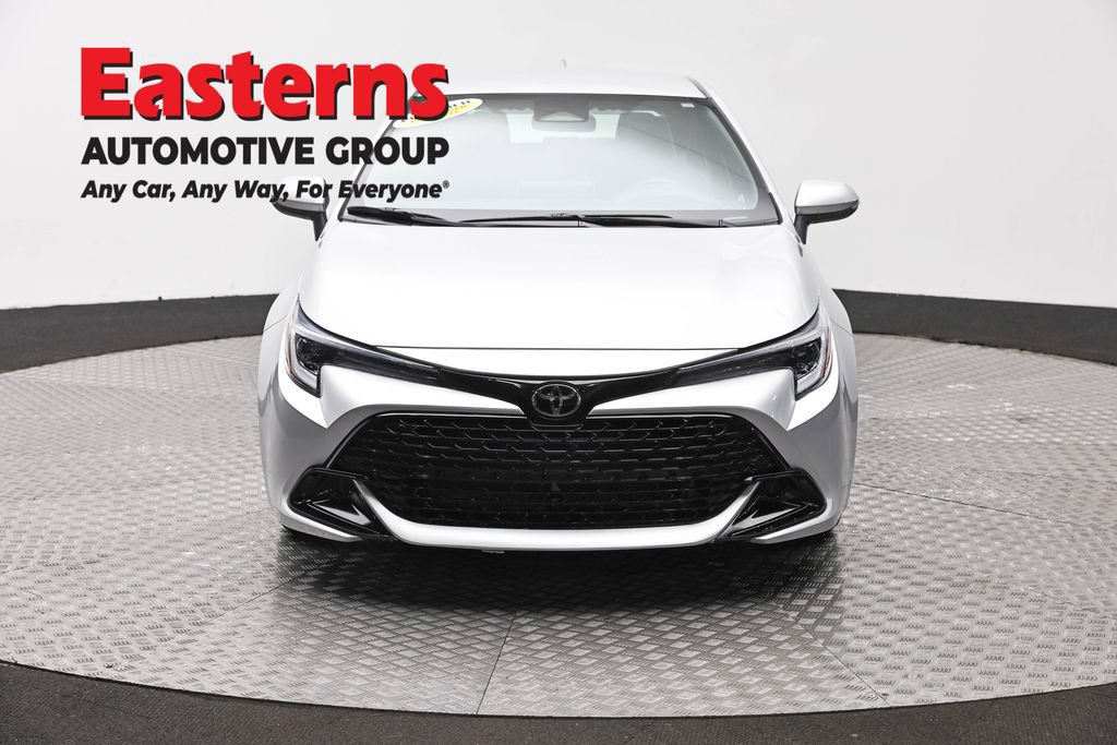 Used 2024 Toyota Corolla SE w/ SE Package FWD image 2