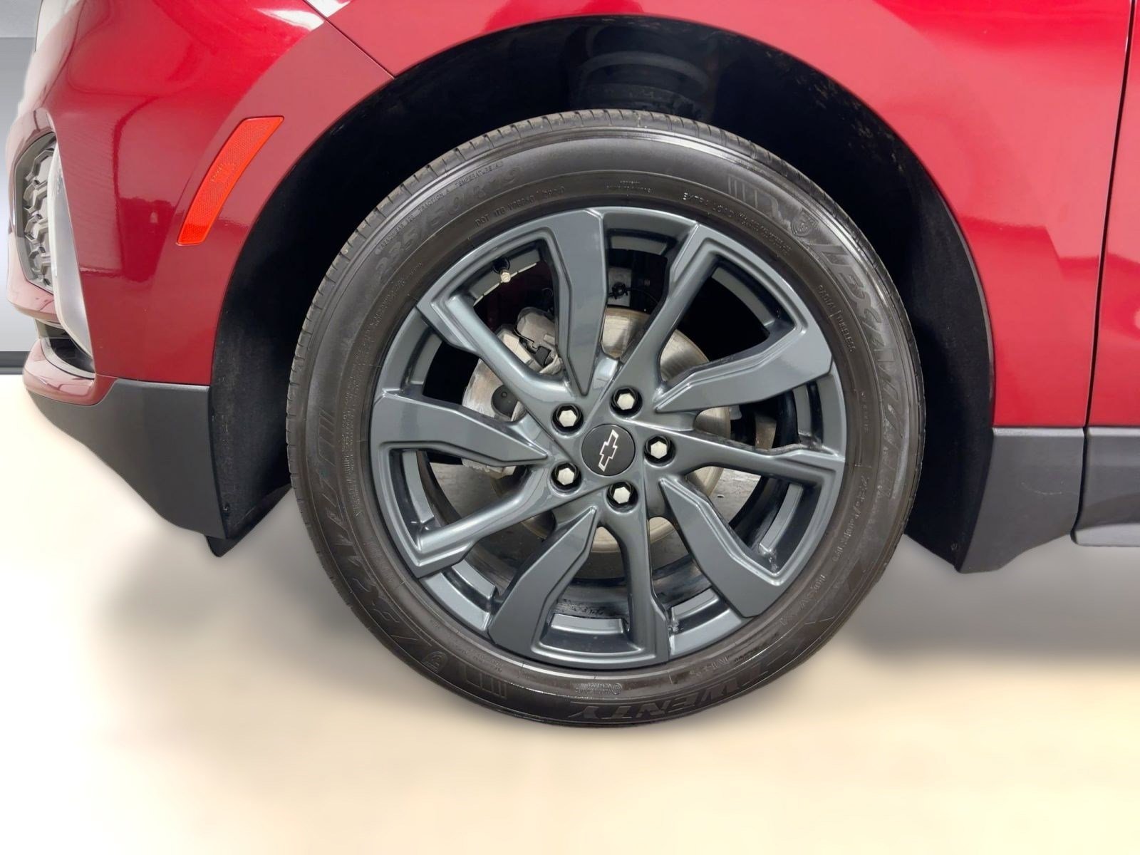 Certified 2023 Chevrolet Equinox RS w/ RS Leather Package image 11