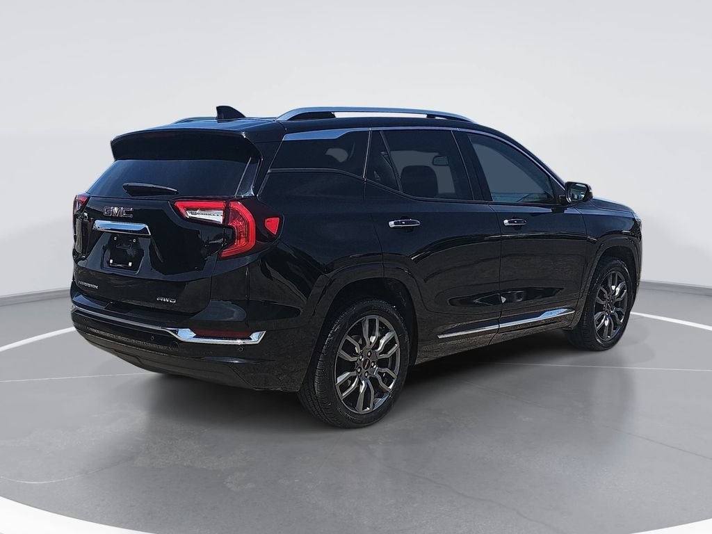 Certified 2024 GMC Terrain Denali w/ Black Diamond Edition AWD/4WD image 3