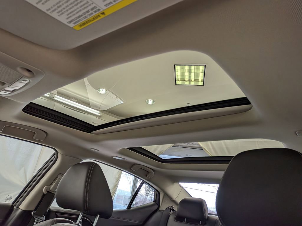 Used 2017 Nissan Maxima 3.5 SL image 15