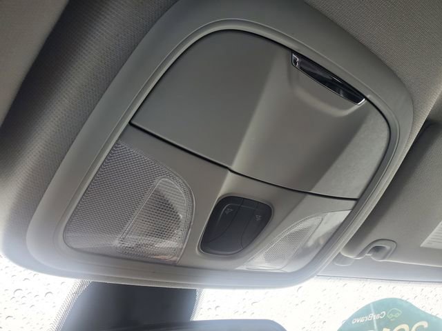 Used 2019 Jeep Cherokee Latitude w/ Popular Appearance Group image 34