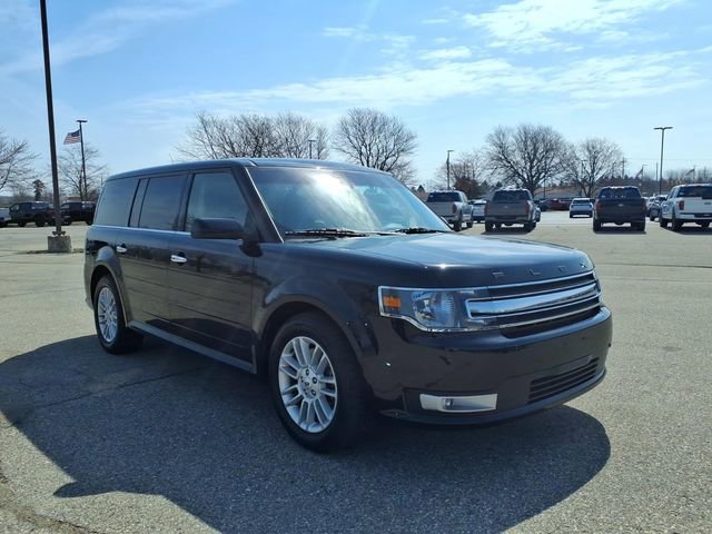 Certified 2018 Ford Flex SEL w/ Equipment Group 202A image 3
