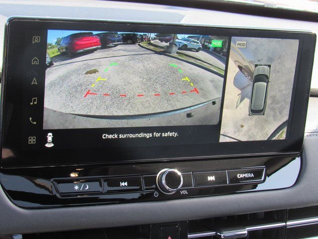 New 2025 Mitsubishi Outlander SE image 17