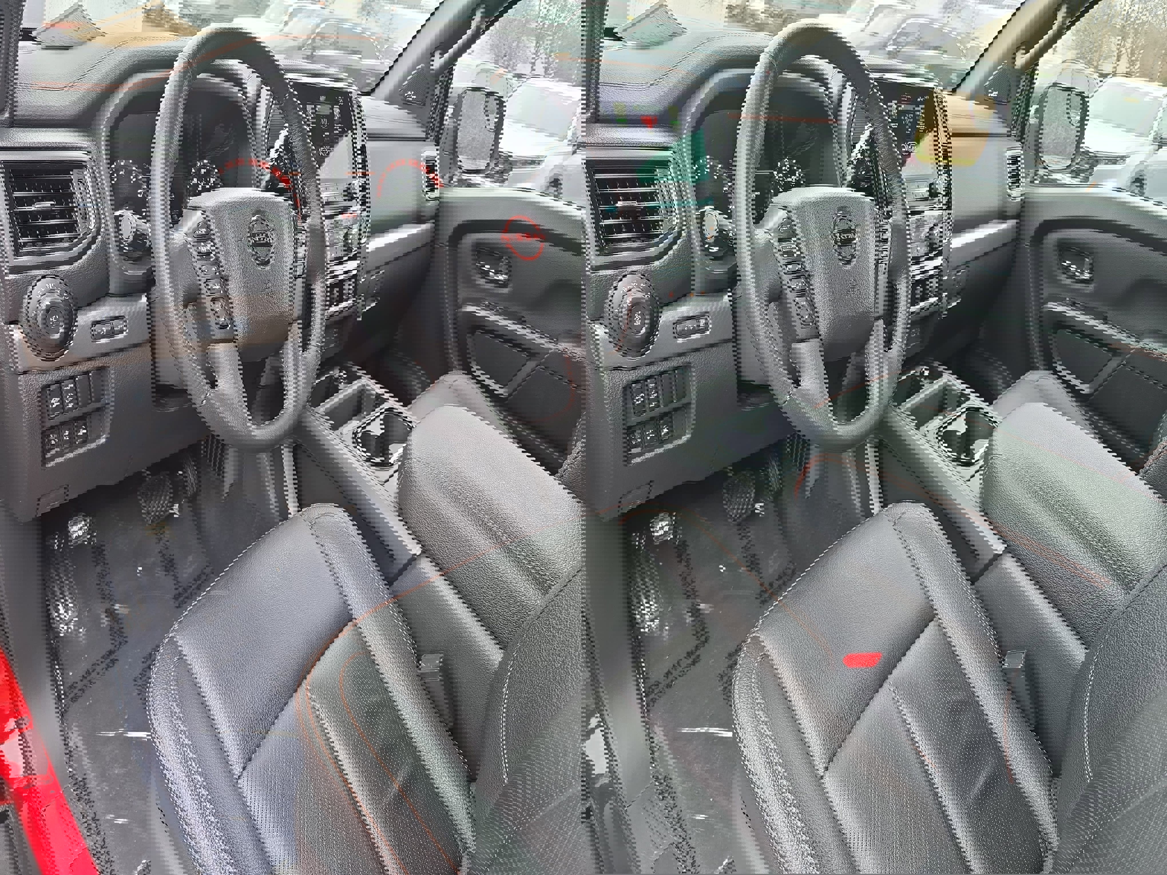 Certified 2024 Nissan Titan PRO-4X w/ Pro-4x Convenience Package image 15