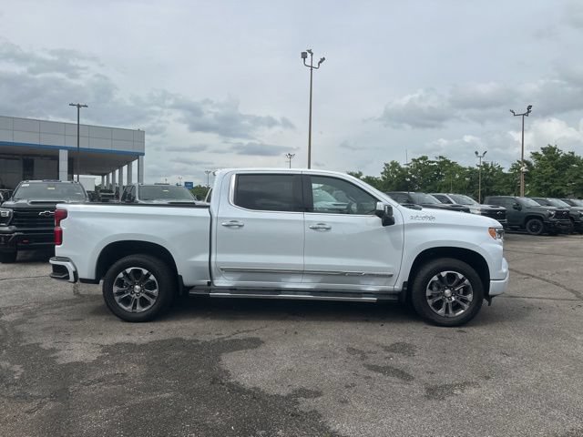 New 2026 Chevrolet Silverado 1500 High Country w/ Z71 Off-Road Package AWD/4WD image 2