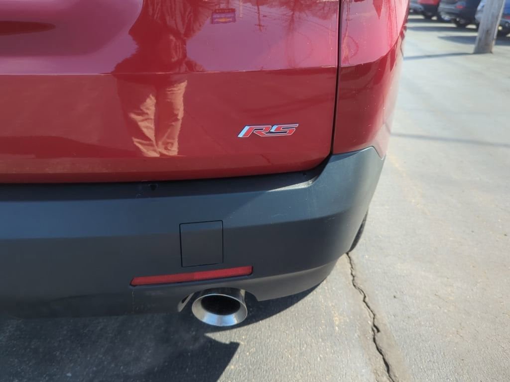 Certified 2023 Chevrolet Traverse RS w/ LPO, Floor Liner Package image 12