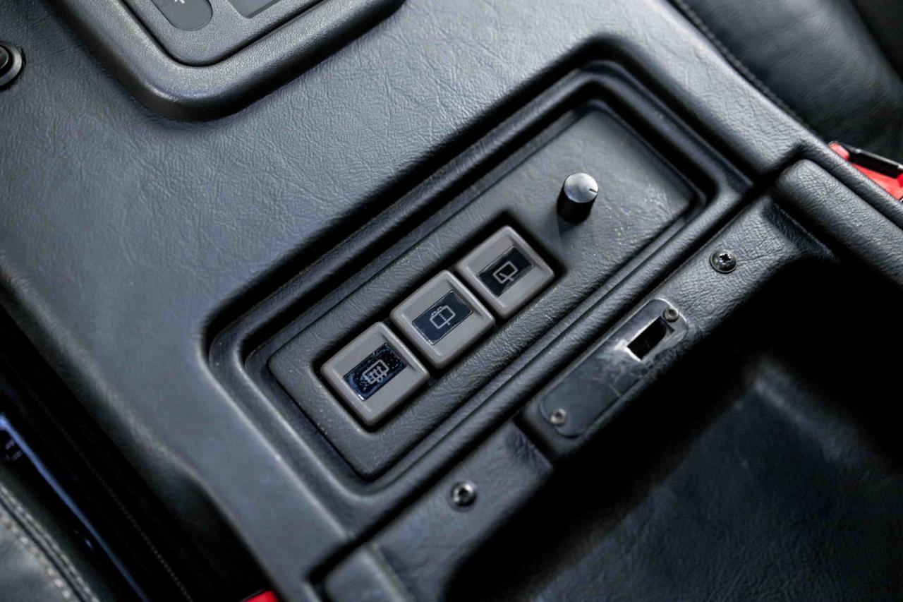 Used 1997 Land Rover Defender 90 AWD/4WD image 50