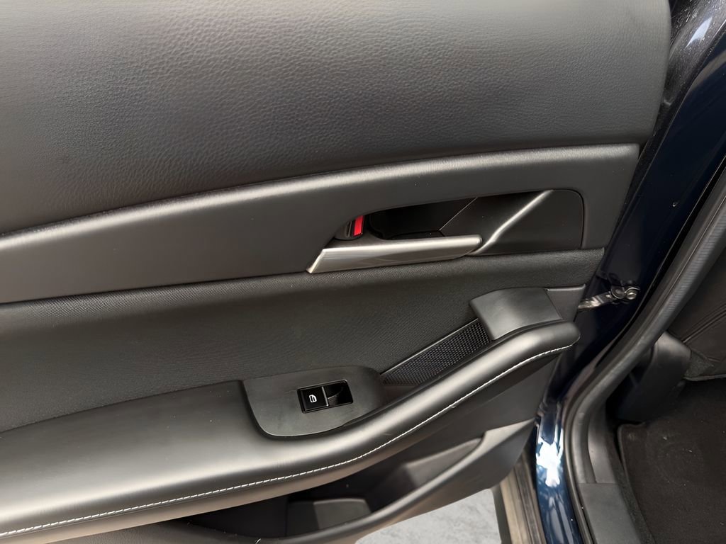 Used 2024 MAZDA CX-30 AWD 2.5 S image 19