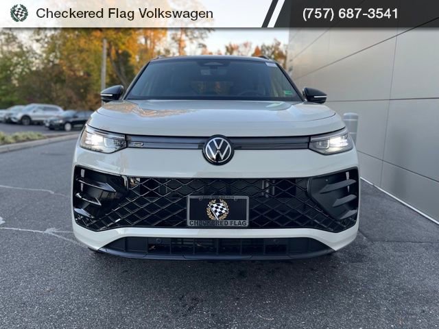 New 2026 Volkswagen Tiguan SE R-Line image 14