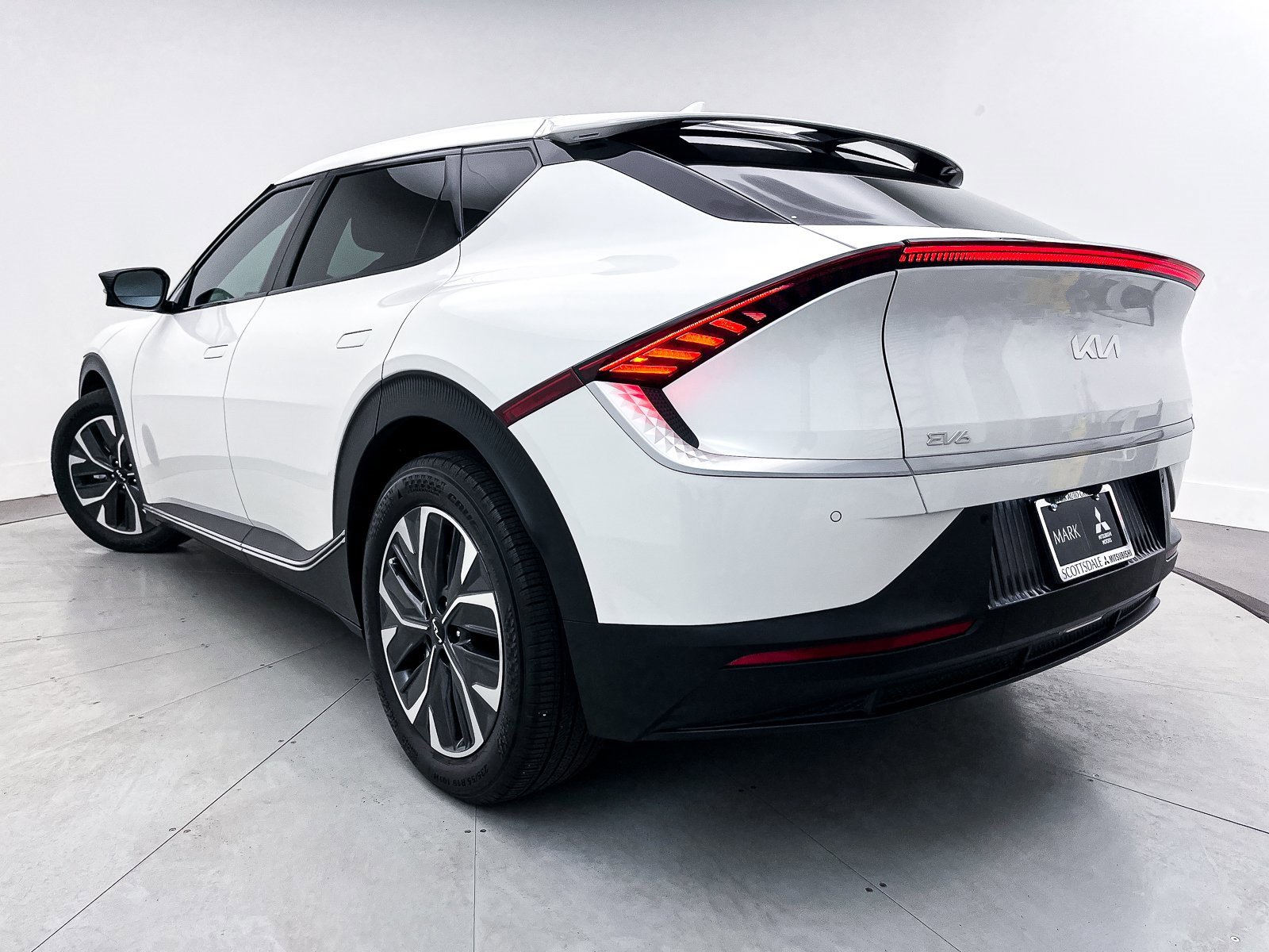 Used 2023 Kia EV6 Light image 2