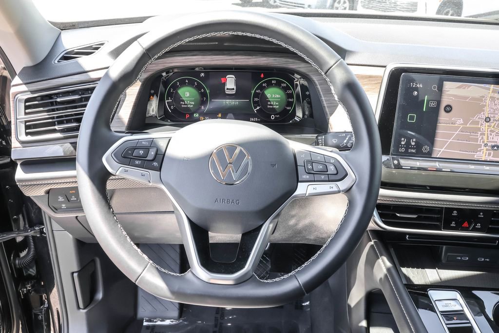 Used 2026 Volkswagen Atlas SEL AWD/4WD image 21