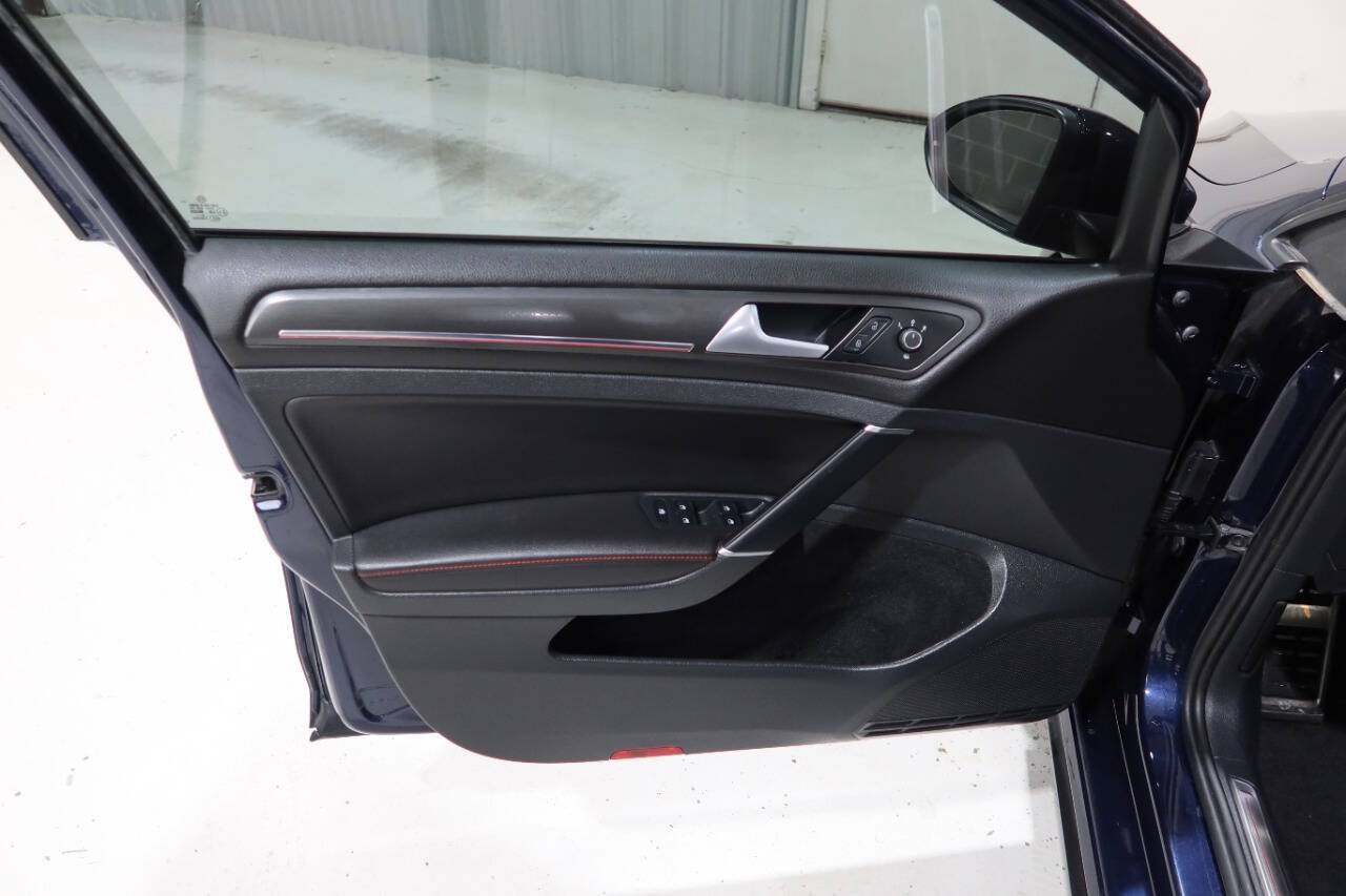 Used 2019 Volkswagen GTI Autobahn FWD image 33