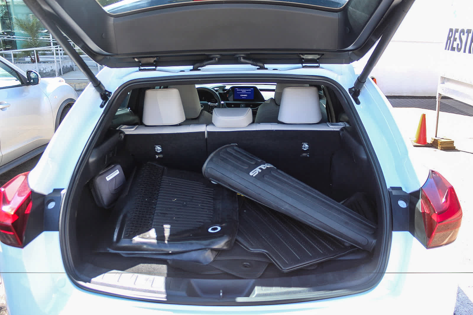 Used 2025 Lexus UX 300h FWD w/ Cold Area Package image 52