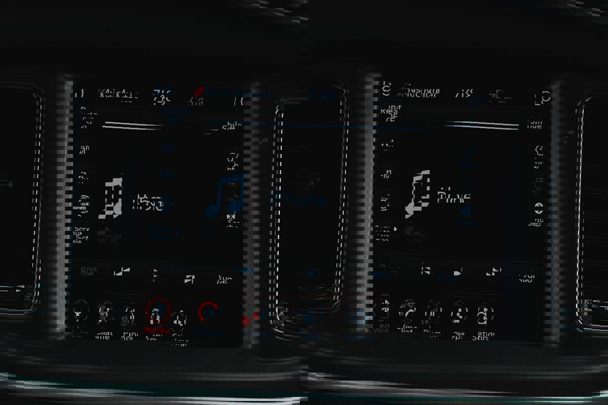 Used 2020 Dodge Charger GT image 25