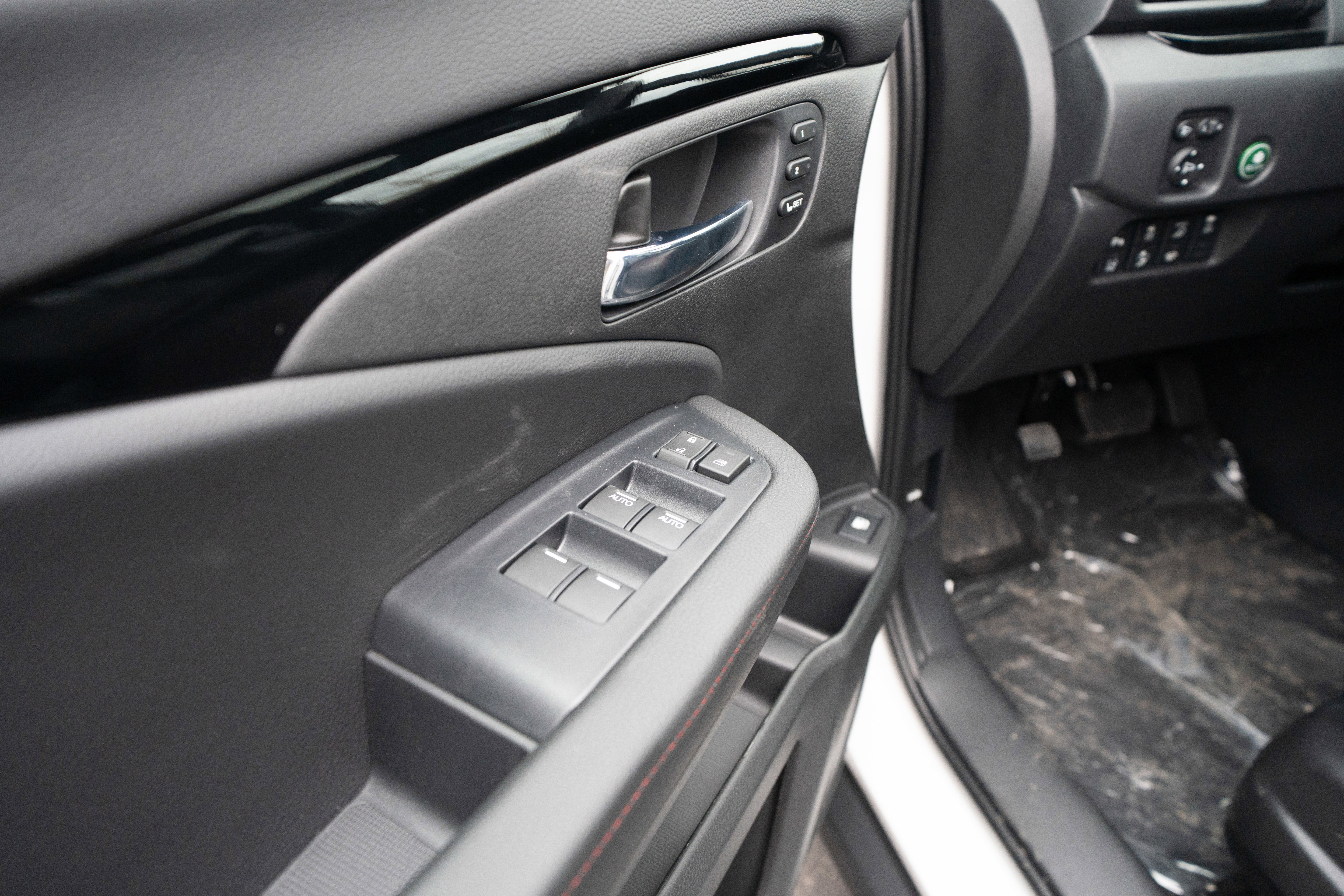 New 2026 Honda Ridgeline Black Edition image 7