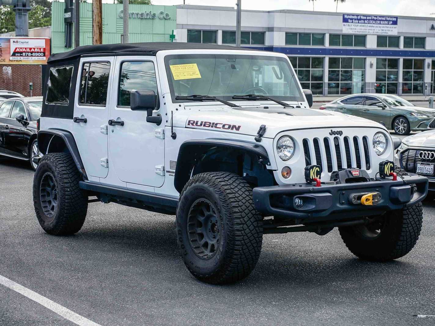 Used 2016 Jeep Wrangler Unlimited Rubicon w/ Connectivity Group image 5