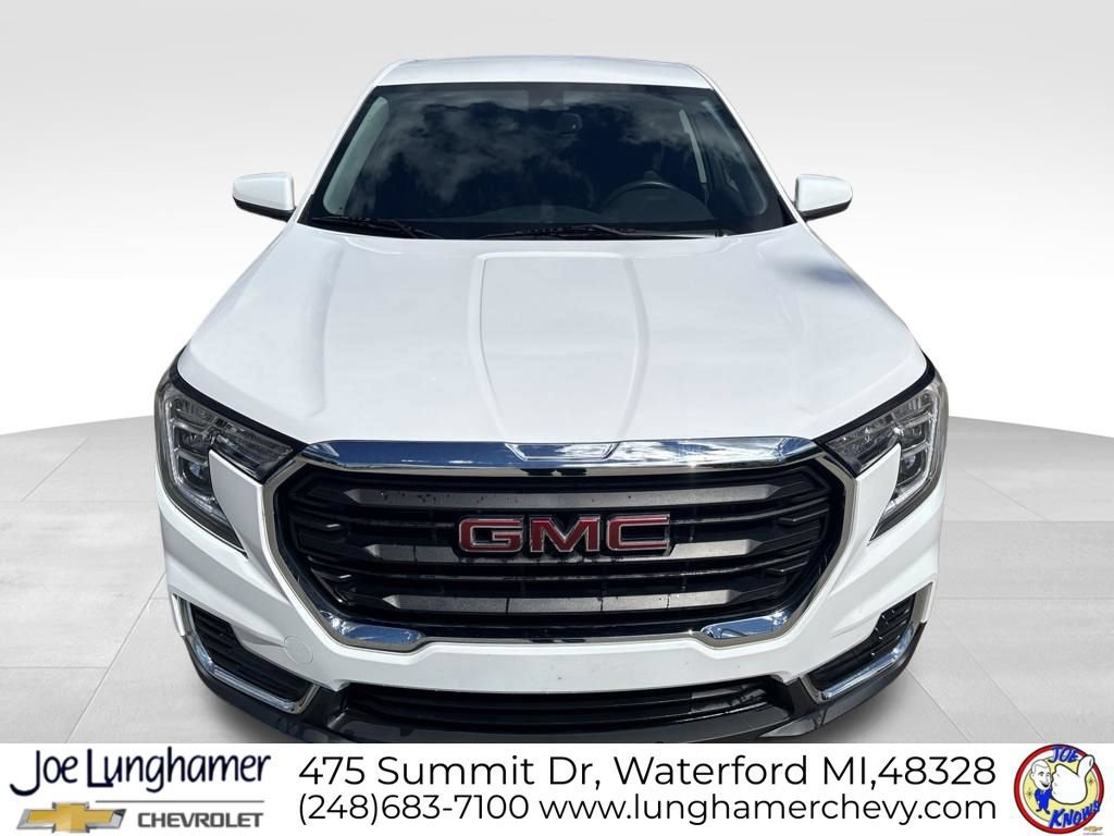 Used 2023 GMC Terrain SLE FWD image 8