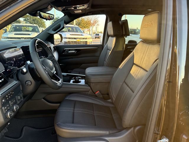 New 2026 Chevrolet Suburban High Country image 25