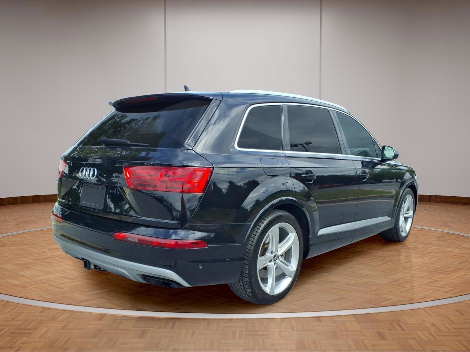 Used 2019 Audi Q7 3.0T Prestige w/ Prestige Package AWD/4WD image 6