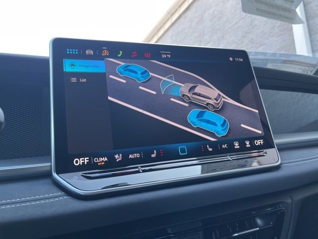 New 2026 Volkswagen Tiguan SE R-Line image 19