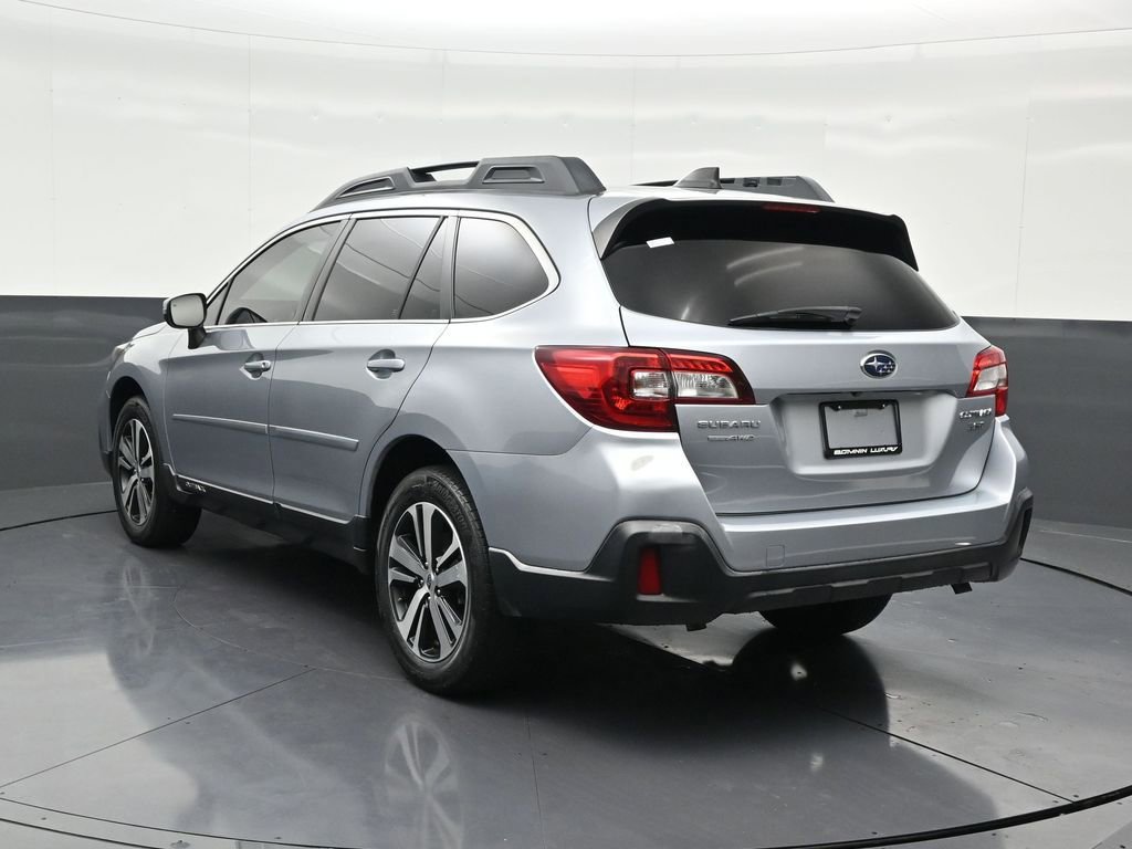 Used 2019 Subaru Outback 3.6R Limited image 3
