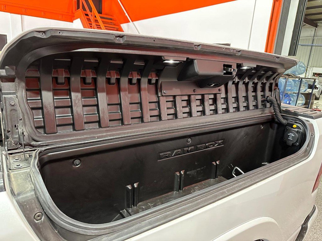 Used 2021 RAM 1500 Limited AWD/4WD image 10