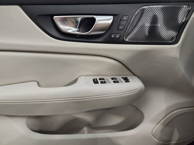 New 2026 Volvo V60 B5 Cross Country Plus w/ Protection Package Premier image 24