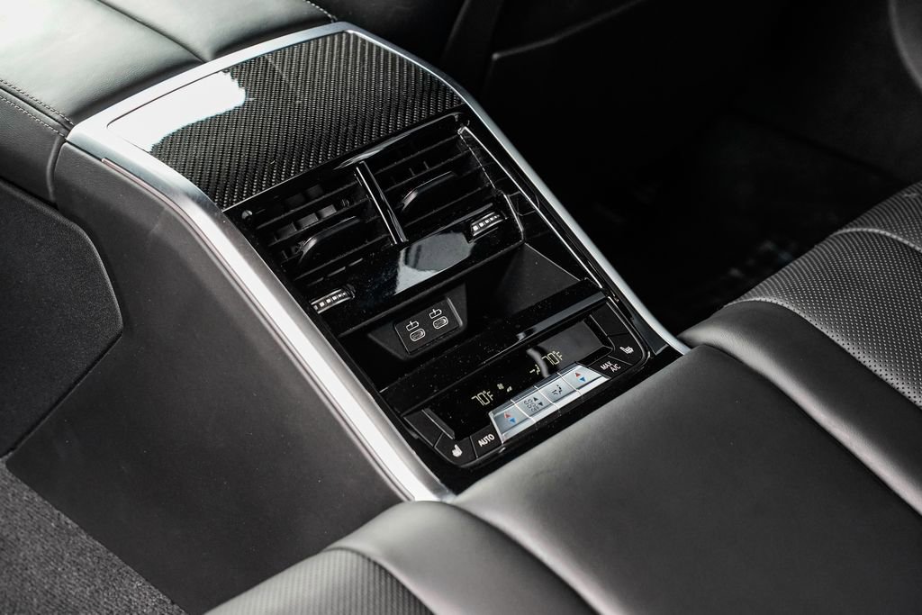 Used 2022 BMW M850i Gran Coupe xDrive image 17