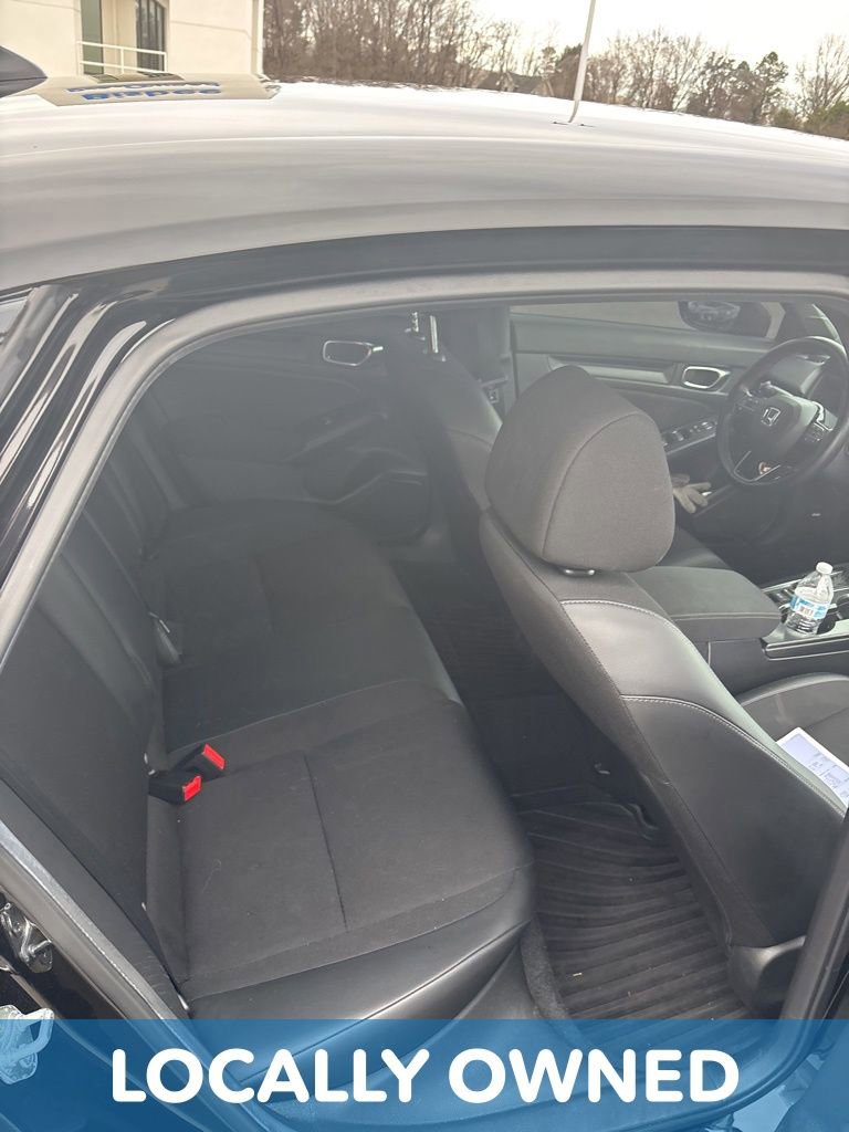 Used 2025 Honda Civic Sport image 6