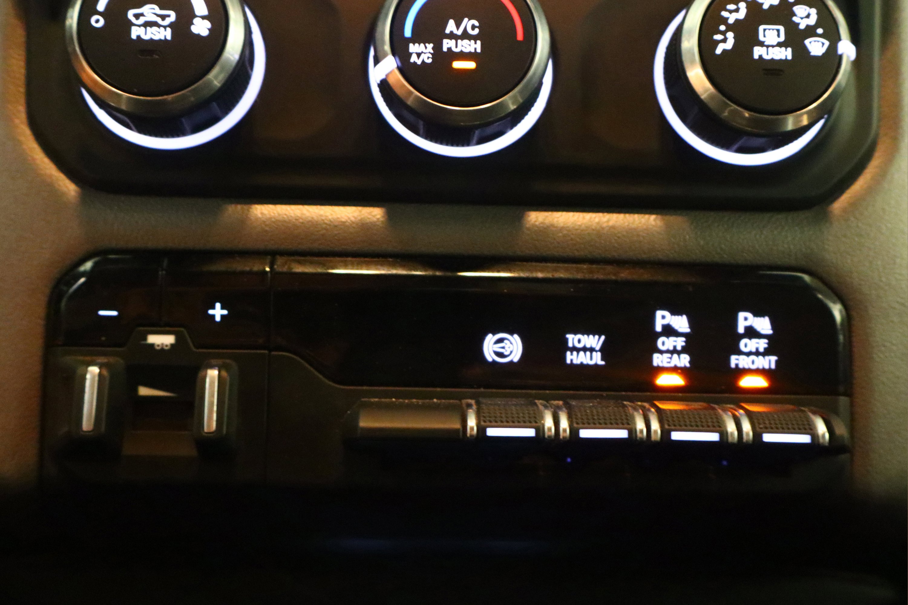 Used 2024 RAM 2500 Big Horn w/ Off Road Package image 25