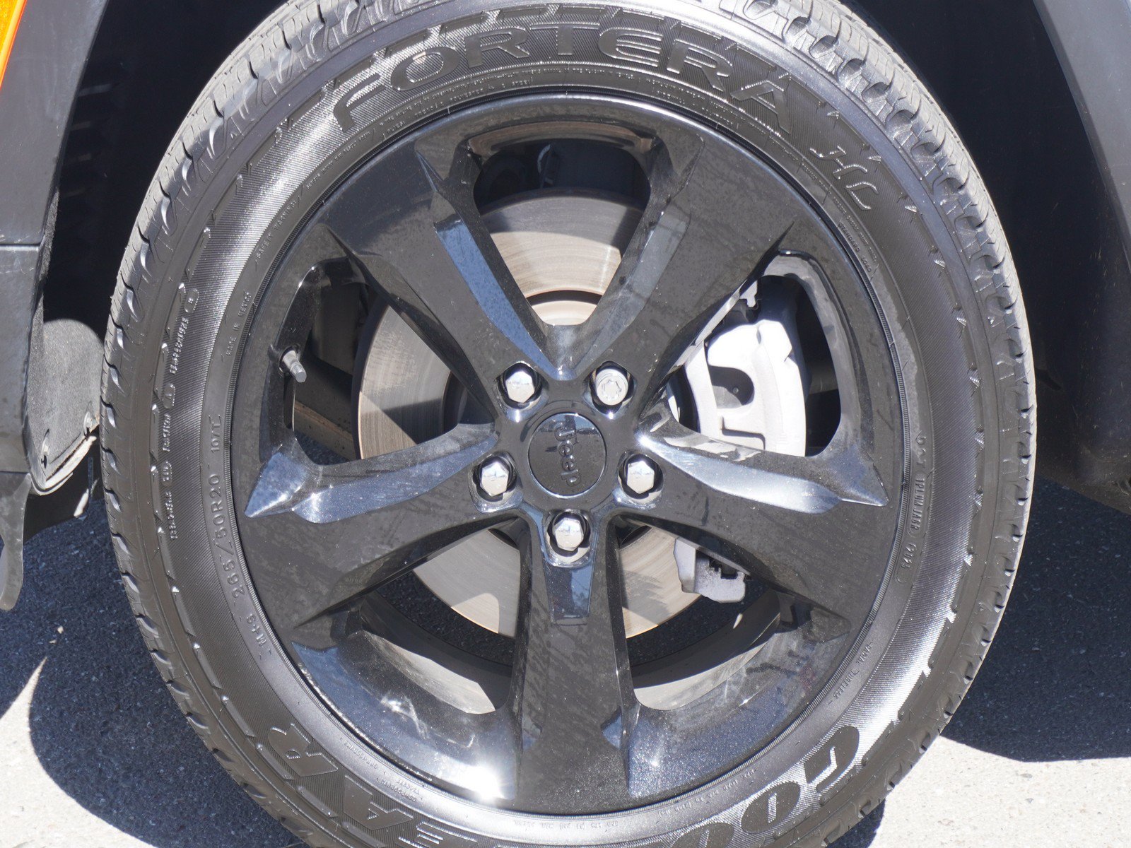 Used 2023 Jeep Grand Cherokee L Laredo AWD/4WD image 7