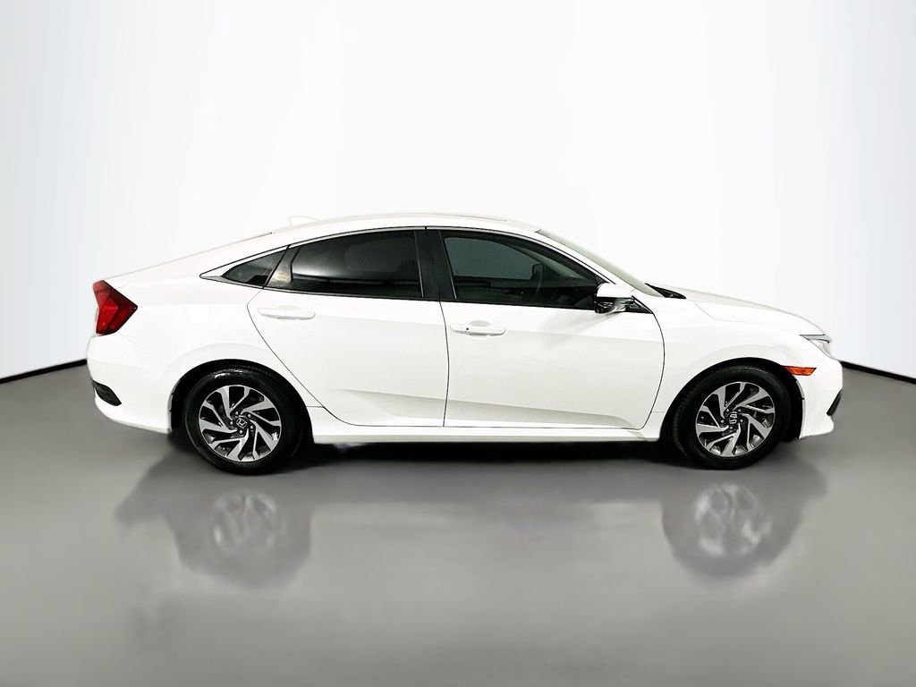 Used 2018 Honda Civic EX image 4