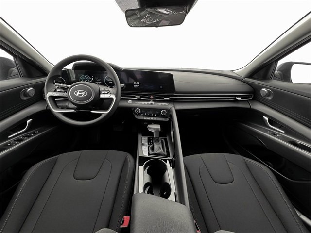 New 2025 Hyundai Elantra Blue image 13