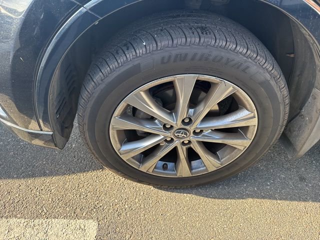 Used 2017 Toyota RAV4 Platinum w/ All Weather Liner Package FWD image 3